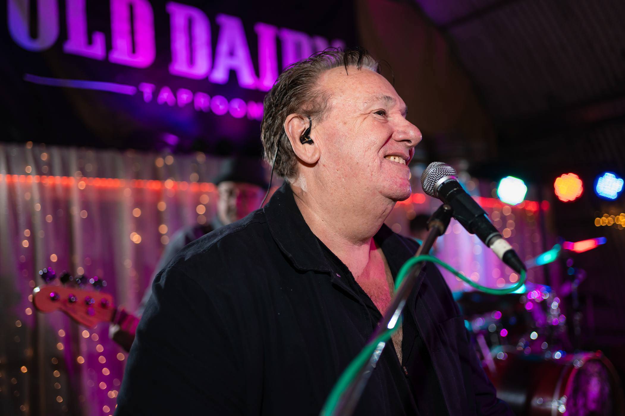 Contrand Live Music Cover Band